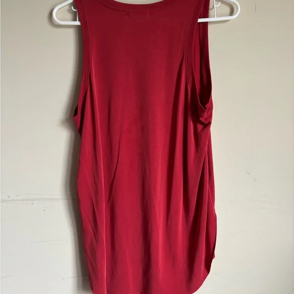 Another Love Red V-Neck Tank Top - Picture 3 of 3